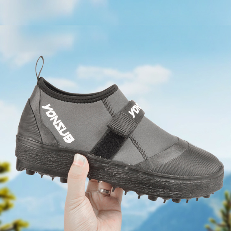 Buty do wędkarstwa skalnego, o – Fishing Equipment Carp recenzja i cena